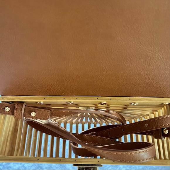 Bamboo Clutch Bag With Shoulder Straps - Picture 7 of 7